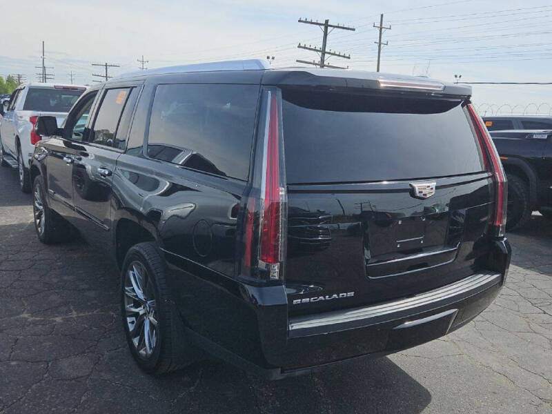 cadillac escalade esv 2020 1GYS4JKJ4LR150048 image cadillac escalade esv 2020 1GYS4JKJ4LR150048 image